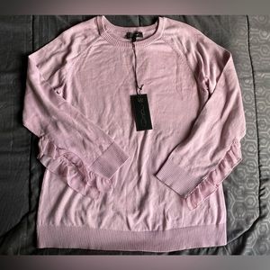 DG2 light sweater top